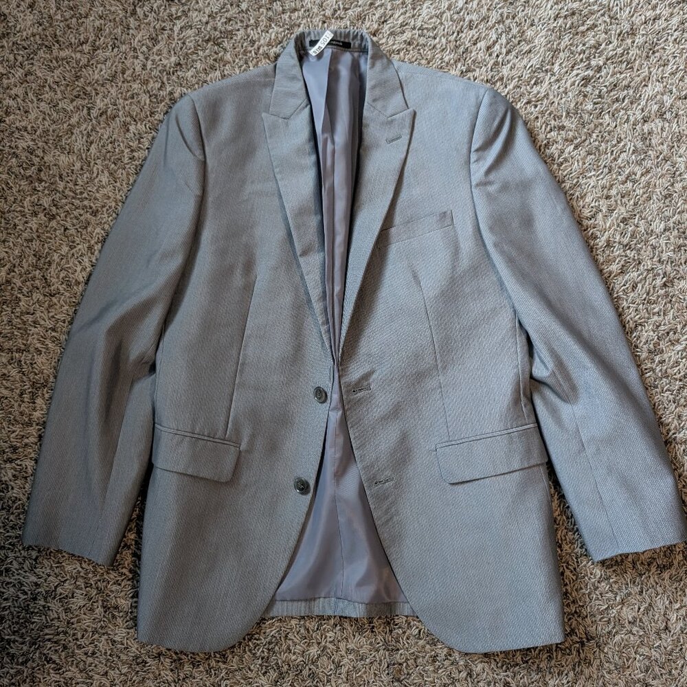 Bar III Men's Gray Pinstripe Suit Jacket and Pants - 40R - 34x30